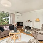 Charming 3br With River Views & Sauna Daire *