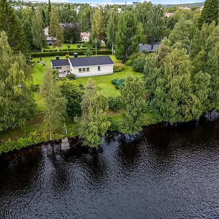 Charming 3Br Home With River Views & Sauna דירה רובניימי