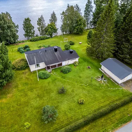 Charming 3Br Home With River Views & Sauna Daire