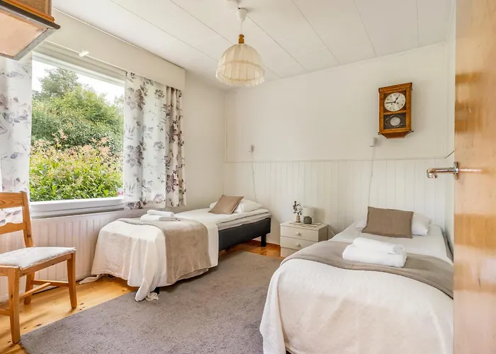 Charming 3Br Home With River Views & Sauna Rovaniemi