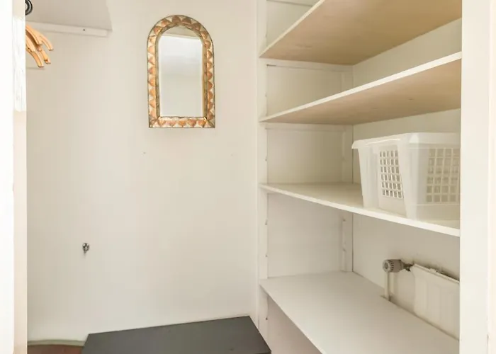 Charming 3Br Home With River Views & Sauna רובניימי